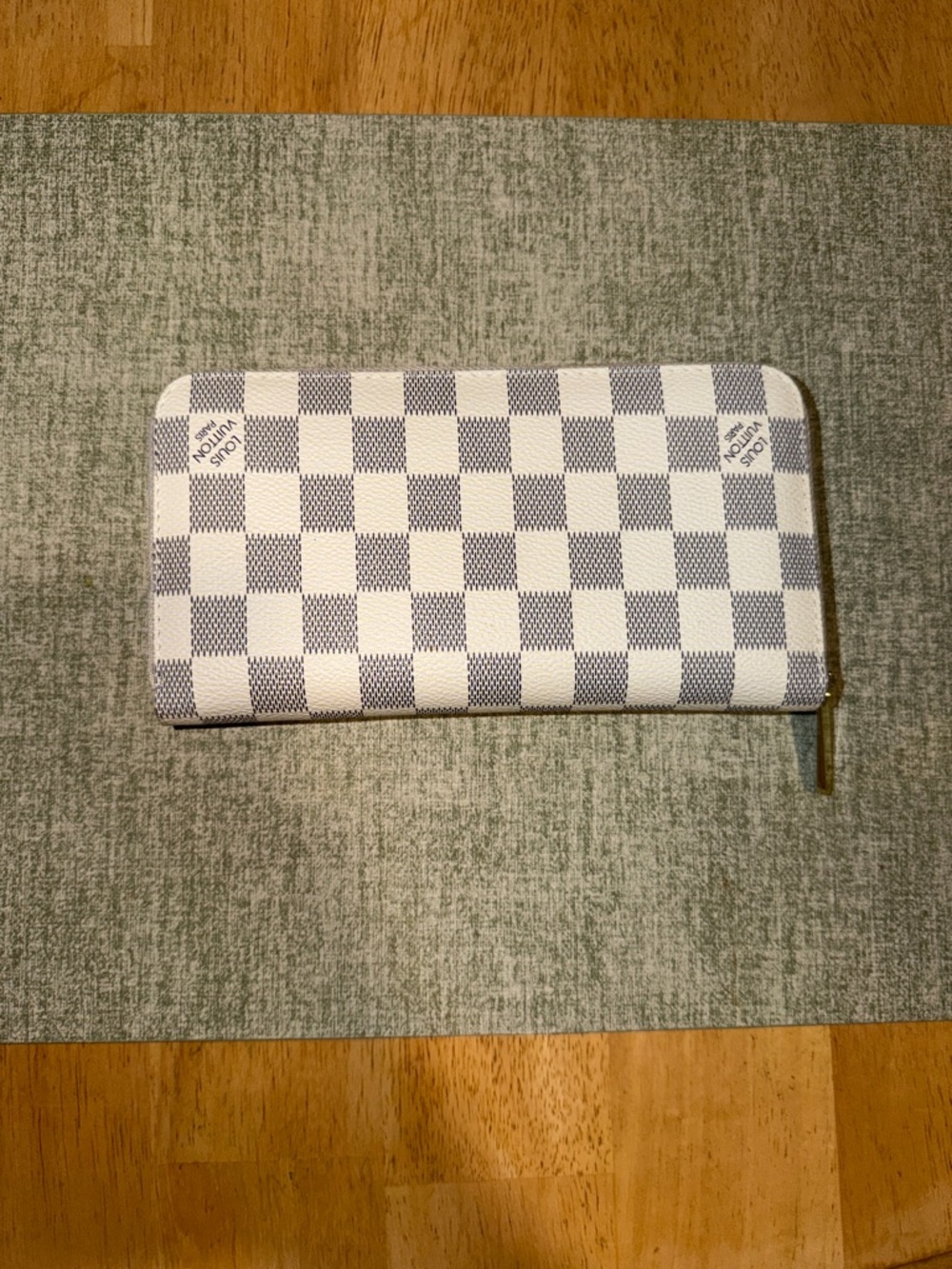 Louis Vuitton White and Gray Damier Zip-Around Wallet